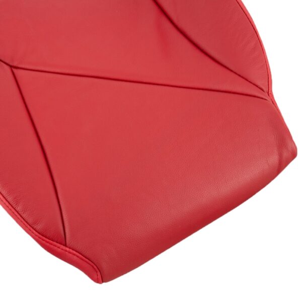 chevrolet-corvette-leather-1994-1996-torch-red-driver-or-passenger-bottom-close-view-oem-replacement-seat-cover Chevrolet Corvette 1994-1996 - Housse de siège de remplacement OEM