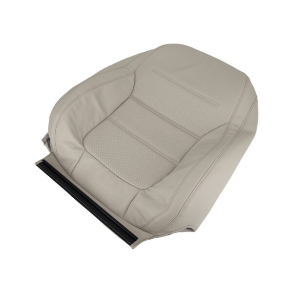 volkswagen-jetta-leatherette-perforado-2011-2018-cornsilk-beige-driver-top-oem-replacement-seat-cover Volkswagen Jetta 2011-2018 | Funda de asiento de recambio OEM