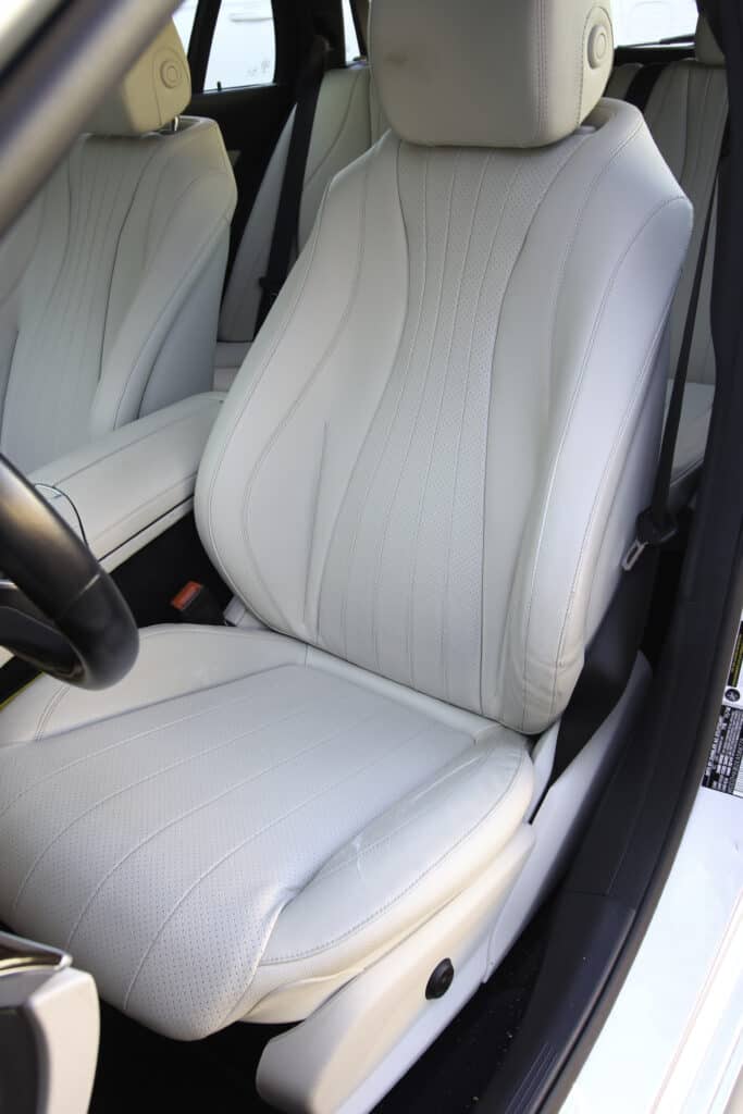 06 USF Mercedes Benz E300 2017 2